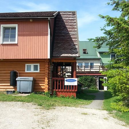 Katri Guesthouse Tubala Eksteriør bilde